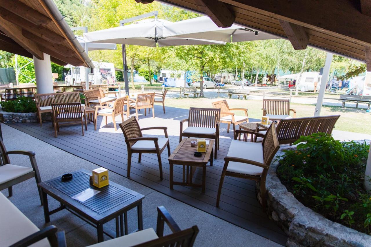 Готель Camping Lago 3 Comuni Alesso Екстер'єр фото